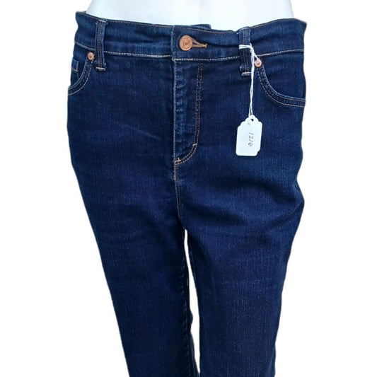 121615...Gloria Vanderbilt Straight Leg Size 8P