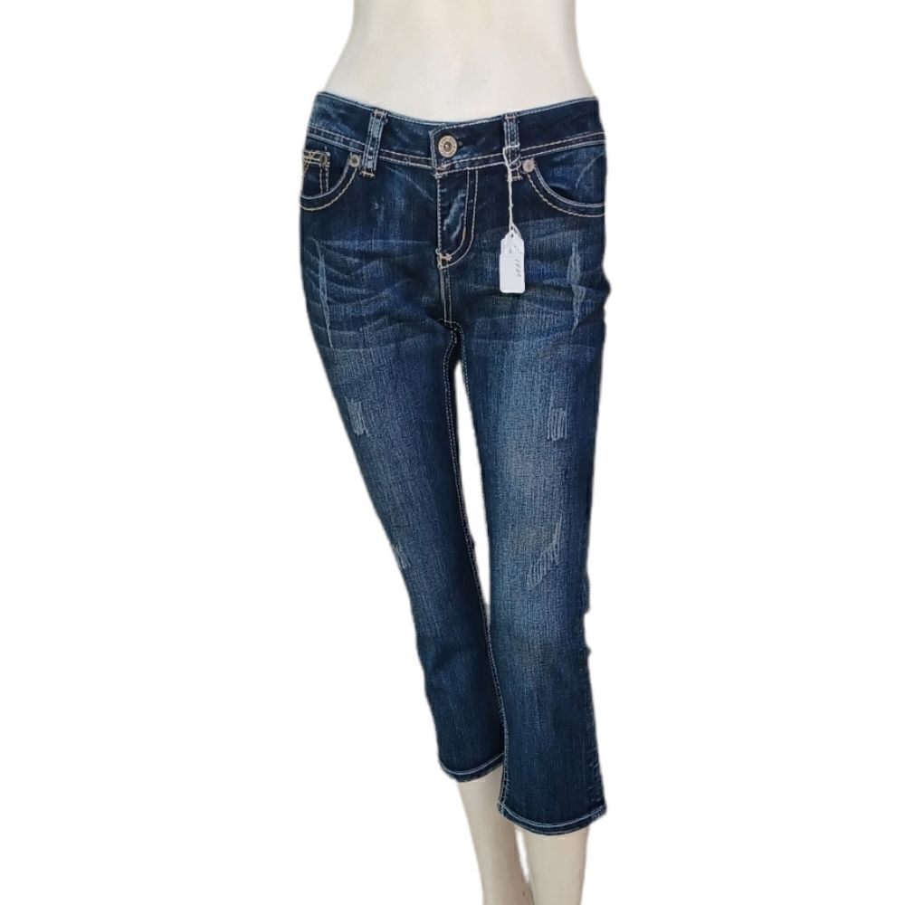 10607...Girl's ZCO Crop Jeans Size 7, 22" Inseam