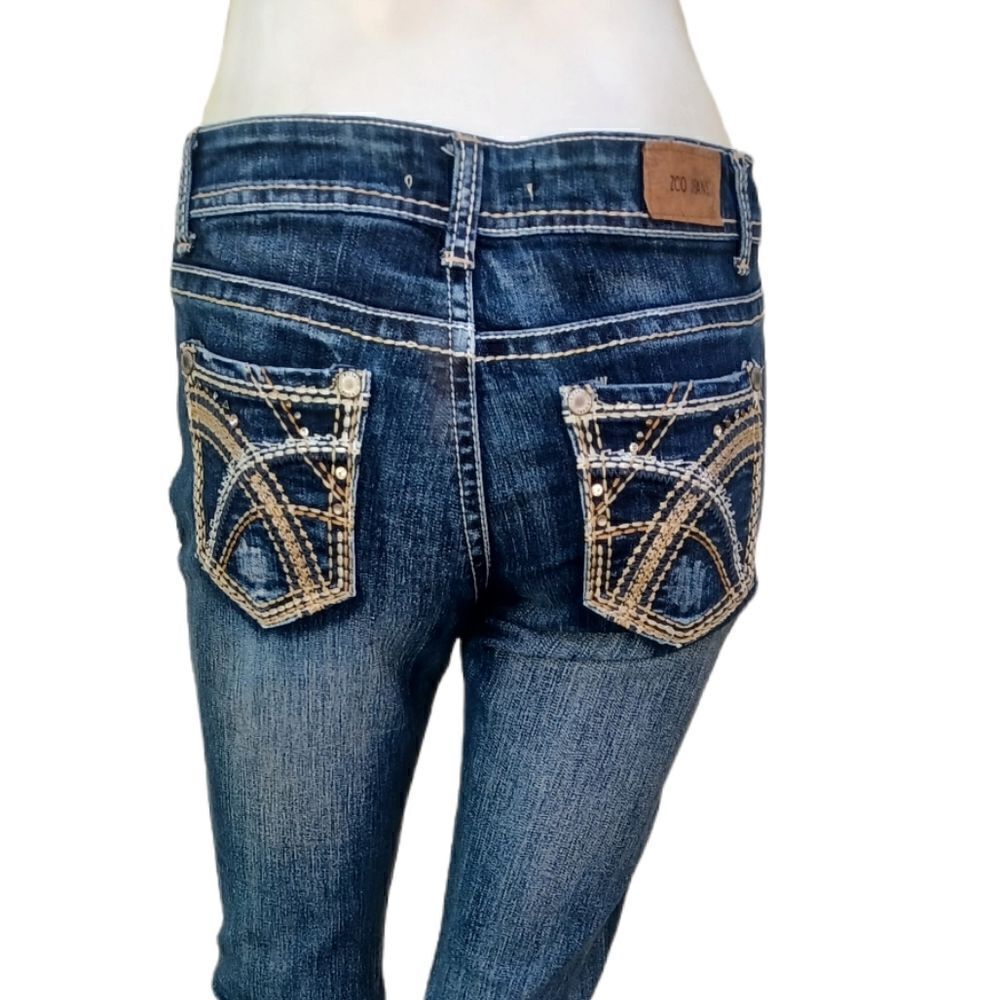 10607...Girl's ZCO Crop Jeans Size 7, 22" Inseam