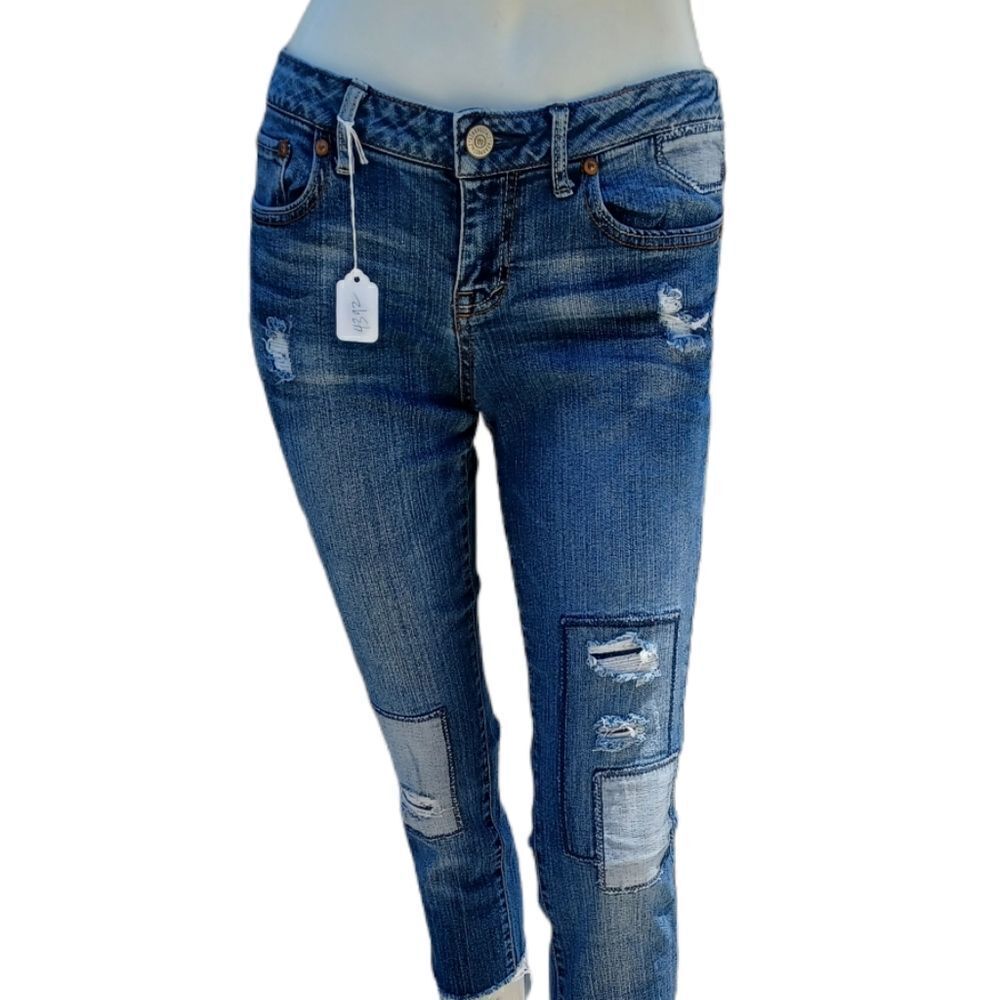 43925...Aeropostale Skinny Jeans Size 4R, 28"W, 21" Inseam, 7"Rise