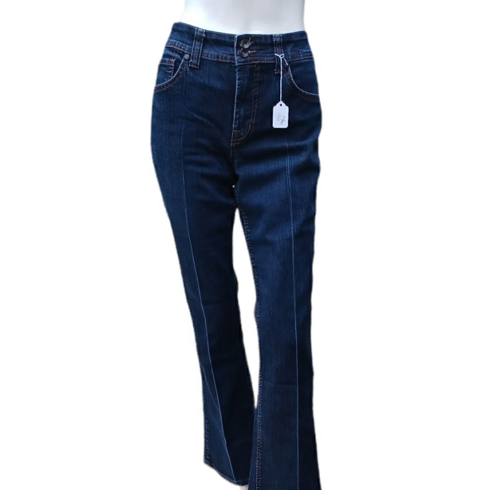 448437....Nine West Bootcut Jeans Size 6,  W28" 29"Inseam 9"Rise