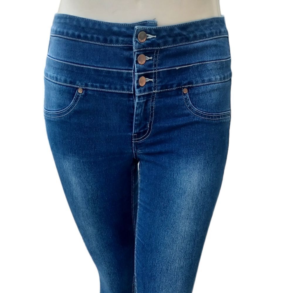 685546....Mudd Skinny Jeans Size 11, W32" 28"Inseam  10"Rise