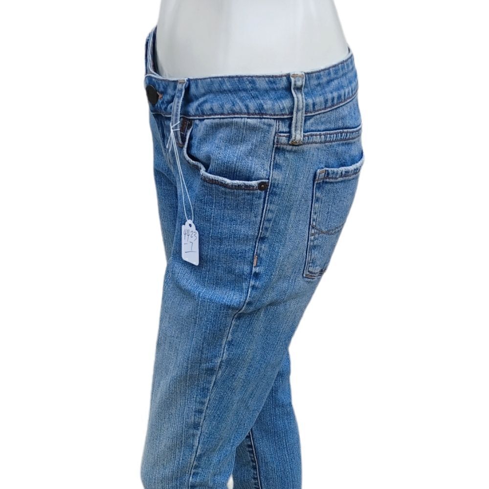 44237..Bullhead Skinny Jeans Size 7Short, 30" Waist 28" Inseam 7" Rise