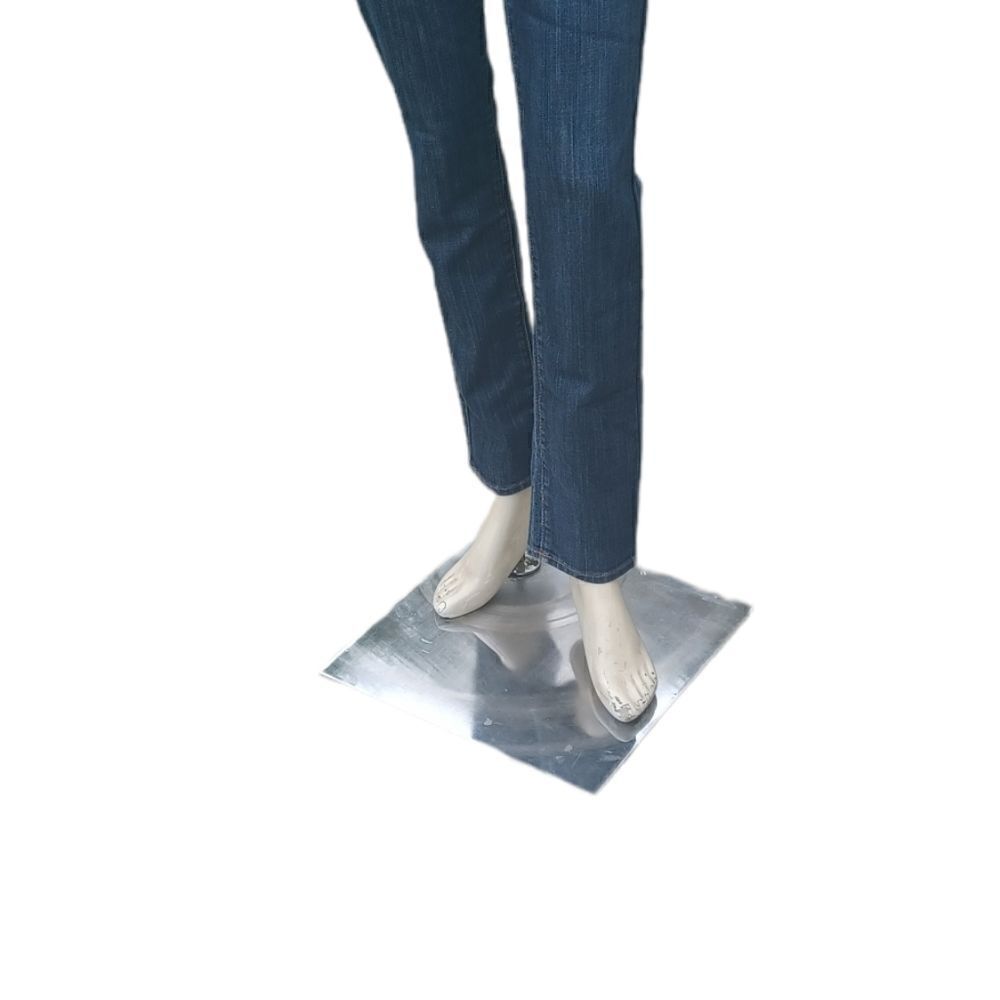 20245...Old Navy Diva Bootcut Jeans Size 4R, W30" 29"Inseam  8"Rise