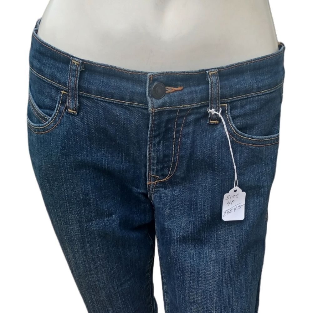 20245...Old Navy Diva Bootcut Jeans Size 4R, W30" 29"Inseam  8"Rise