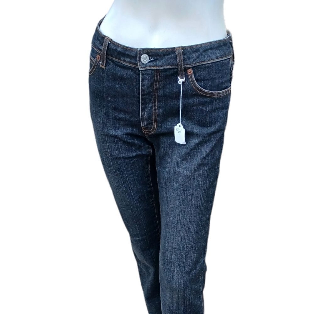 416110...Gap Bootcut Black Jeans Size 4R, 26" Waist 28" Inseam 8" Rise