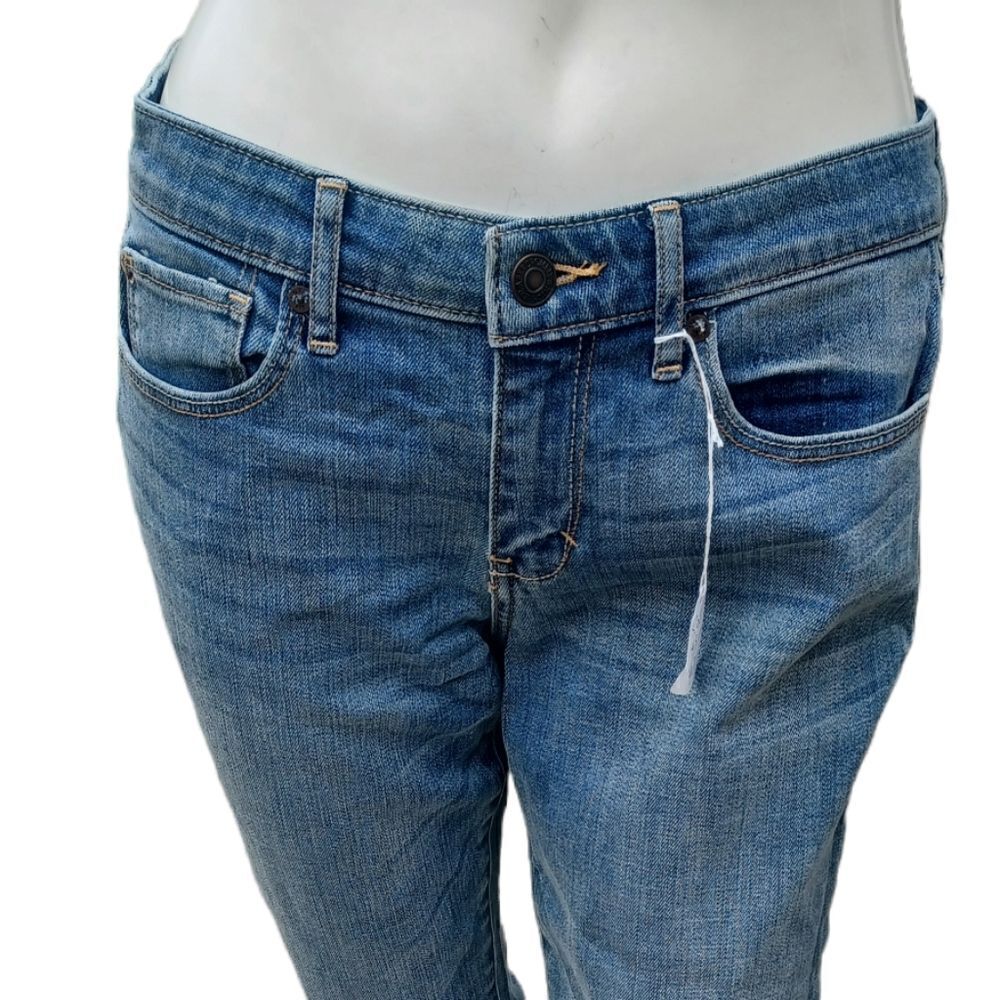 40715....Abercrombie & Fitch Bootcut Jeans Size 4S W27 L31, 8"Rise