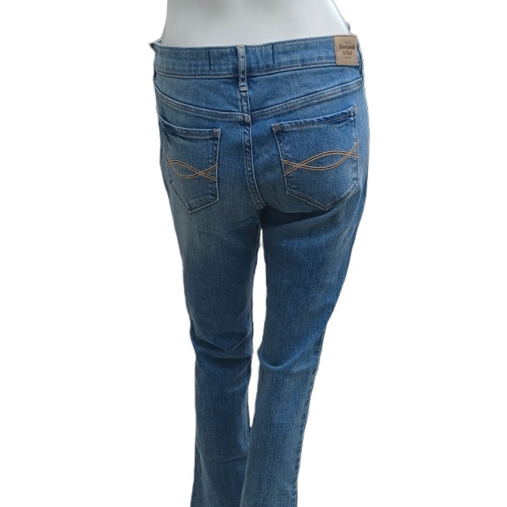 40715....Abercrombie & Fitch Bootcut Jeans Size 4S W27 L31, 8"Rise