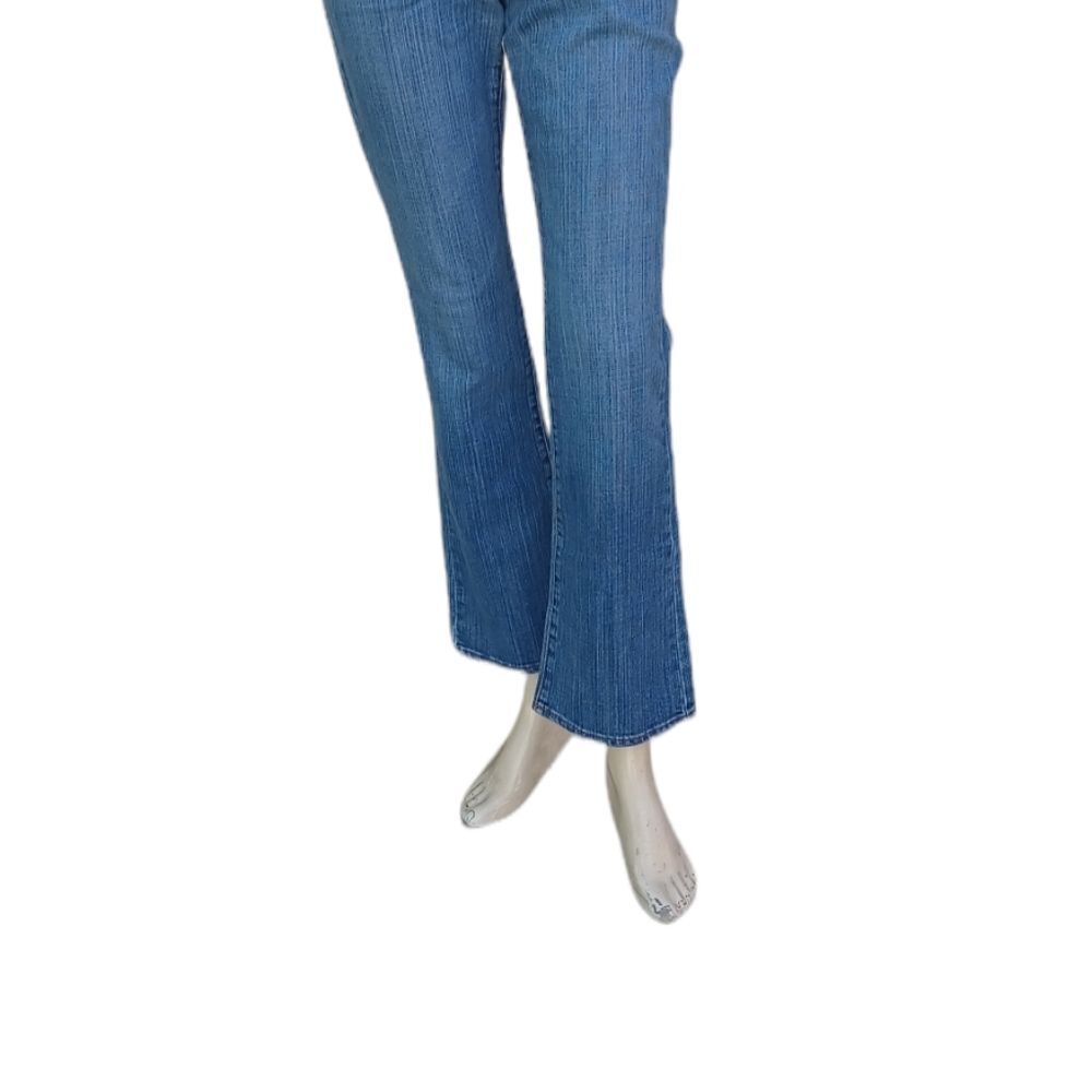 42405....The Diva Bootcut Jeans Size 4 Short