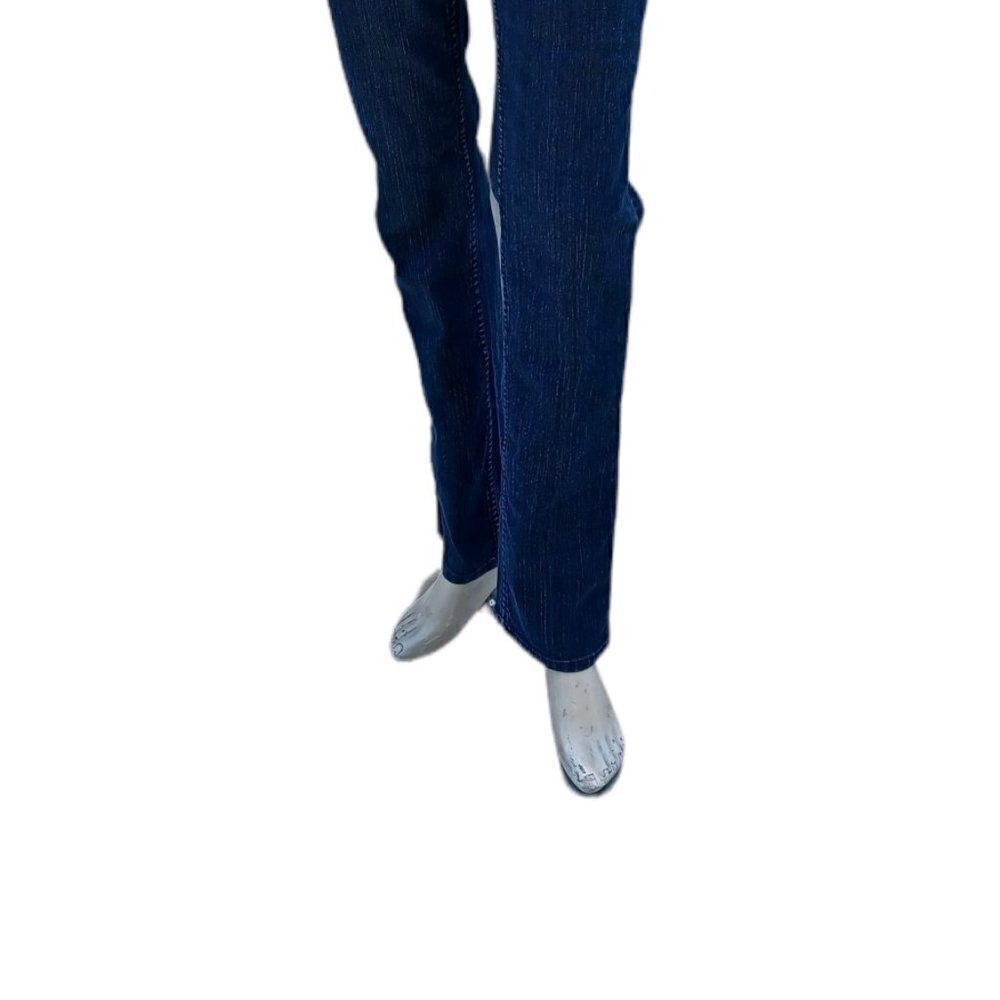 42365.... Simply Vera Straight leg Jeans Size 4