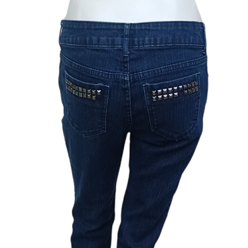 42365.... Simply Vera Straight leg Jeans Size 4