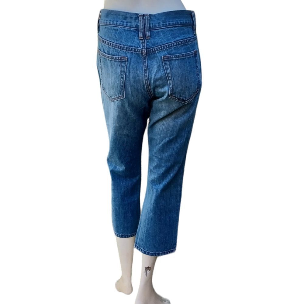 44328...Old Navy Low Waist Crop Jeans Size 8, W30" 22"Inseam 9"Rise