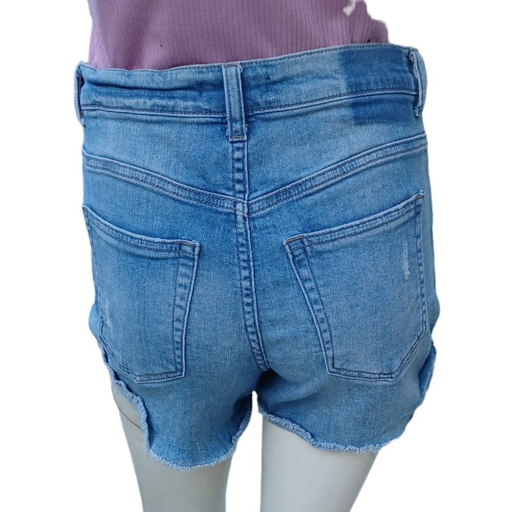 60467....Fashion Nova Denim Shorts Size S, W26" 2"Inseam 10"Rise