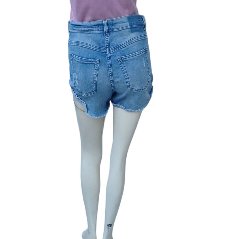 60467....Fashion Nova Denim Shorts Size S, W26" 2"Inseam 10"Rise