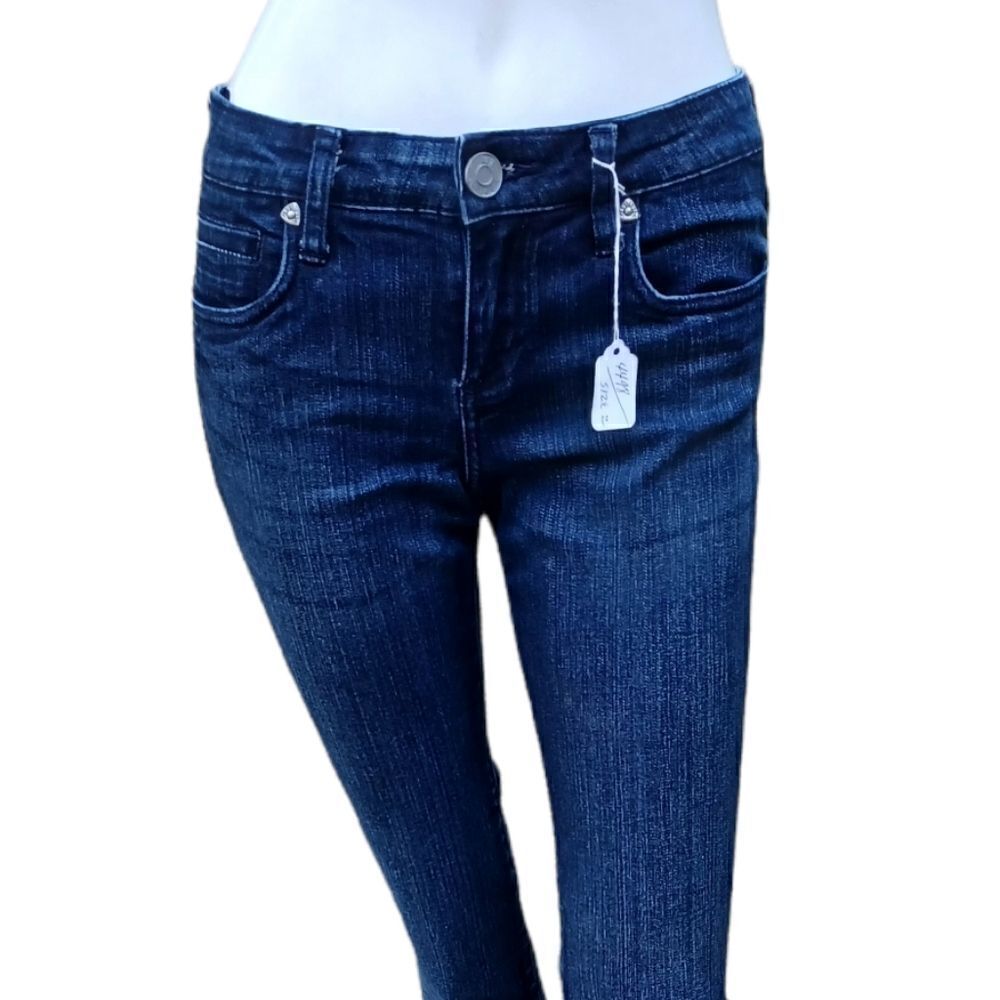 44989......Kut from the Kloth Skinny Jeans Size 2, W26"  25"Inseam  8"Rise