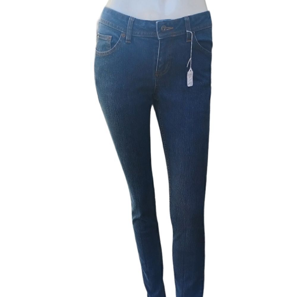 44203...SO Straight leg Jeans Size 5