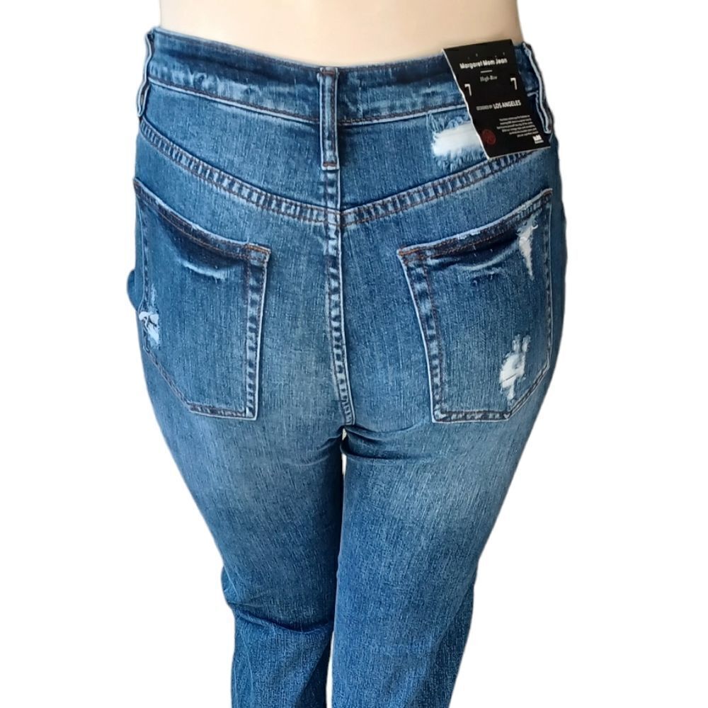 674321....l&M Black Label Margaret High Rise Mom Jeans Size 7