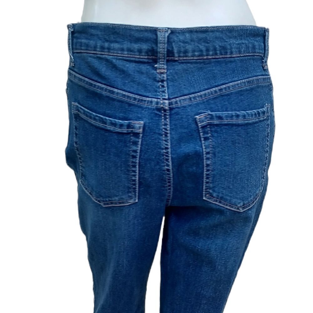 122115.Gloria Vanderbilt Straight leg Jeans Size 8, W28" 28"Inseam 10"Rise