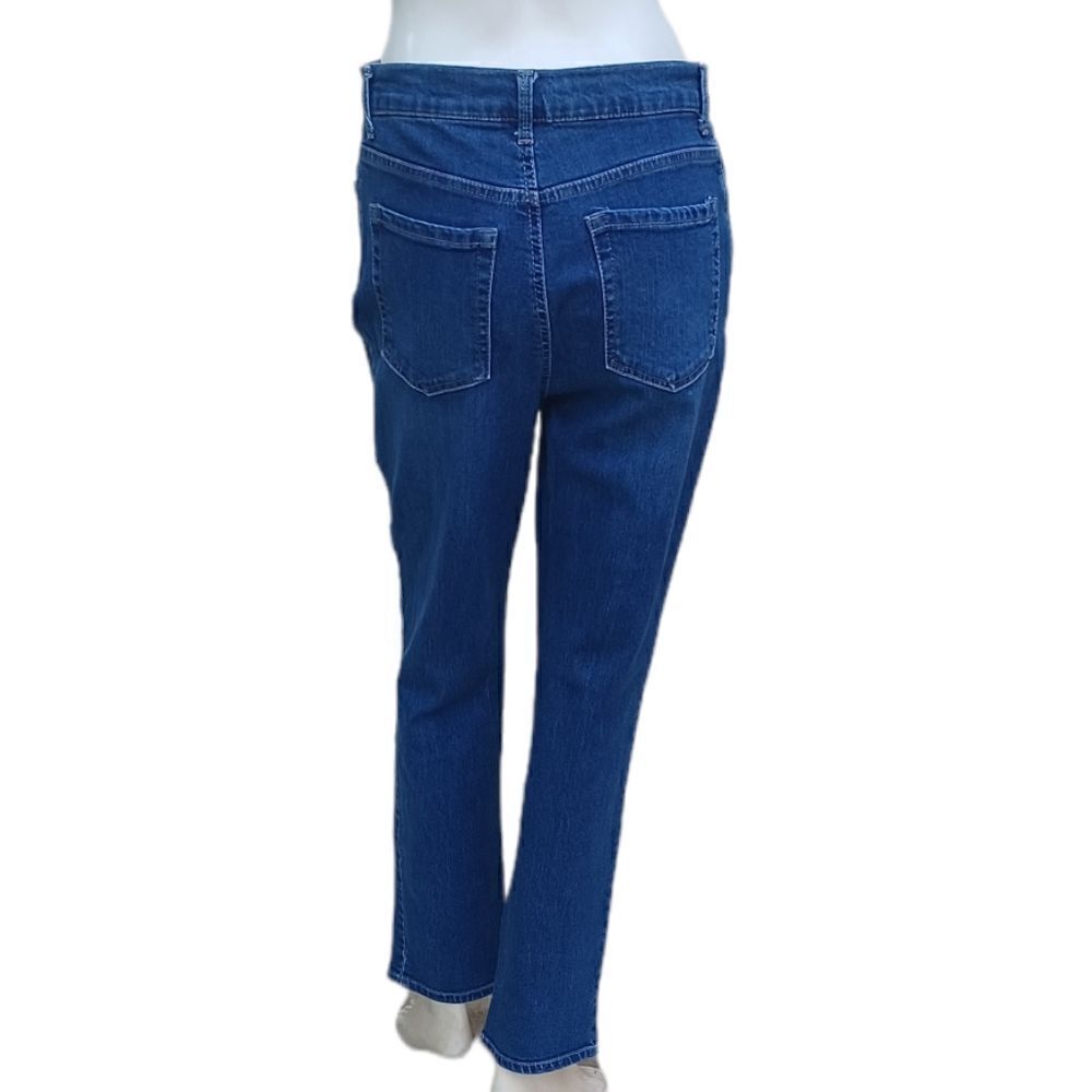 122115.Gloria Vanderbilt Straight leg Jeans Size 8, W28" 28"Inseam 10"Rise