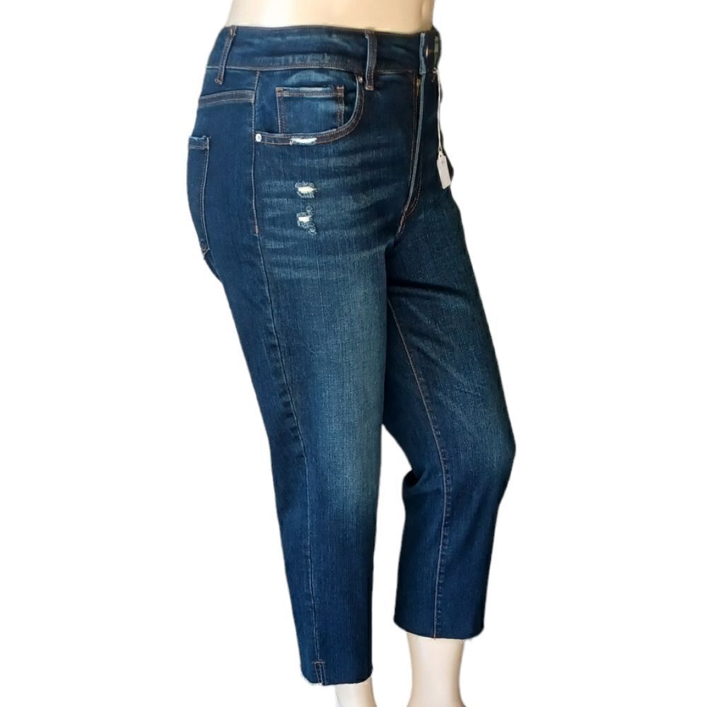 674546...Time And Tru High Rise Crop Jeans Size 12, W30" 24"Inseam  11"Rise