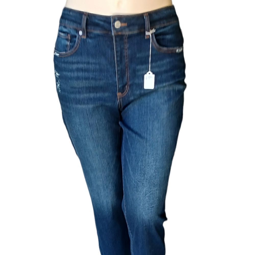 674546...Time And Tru High Rise Crop Jeans Size 12, W30" 24"Inseam  11"Rise