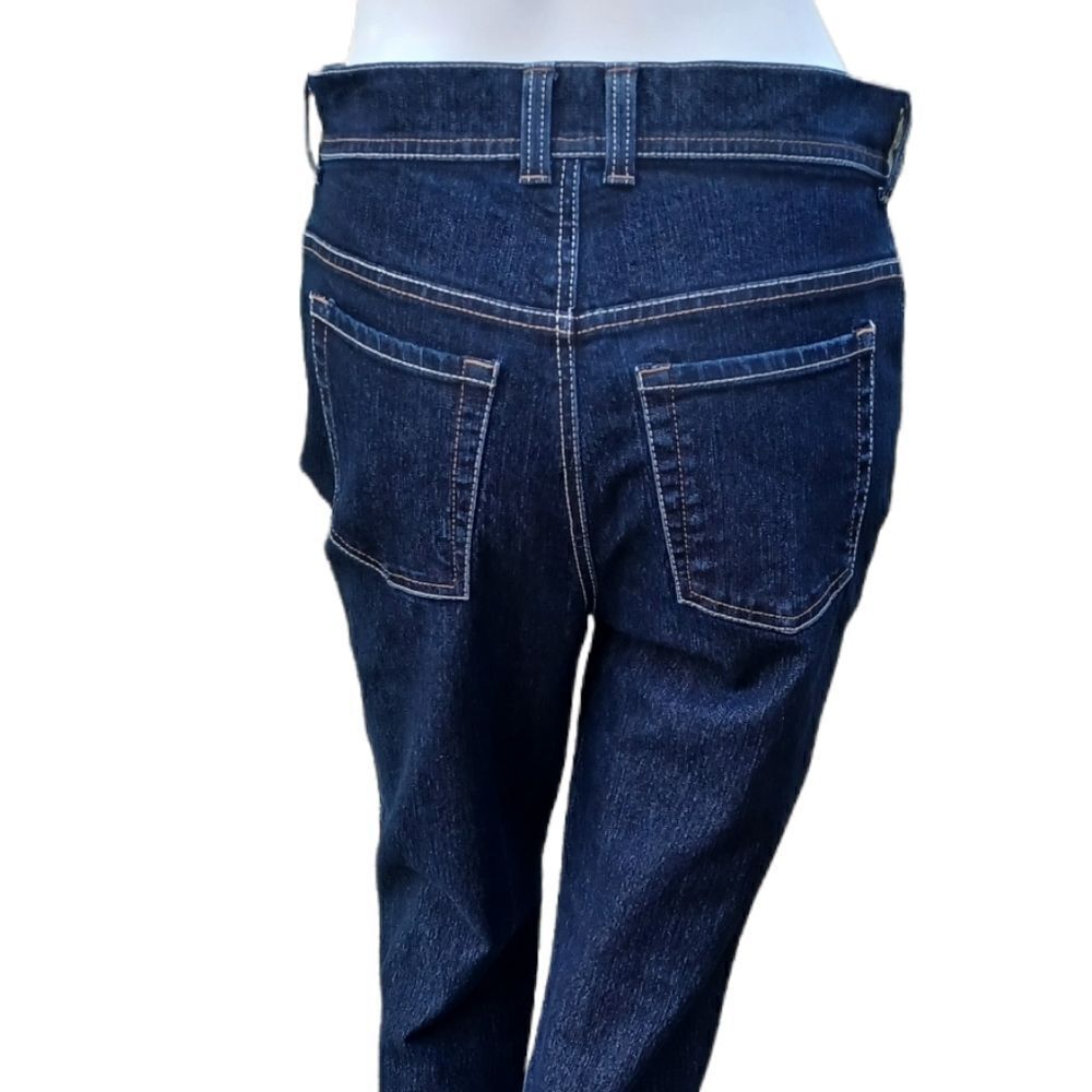 12238..Gloria Vanderbilt Straight leg Size 8 Short, W28" 27"Inseam 10"Rise