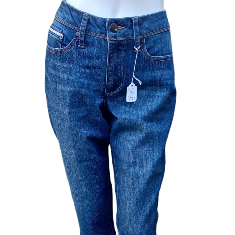 43628...Faded Glory Crop Jeans Size 10