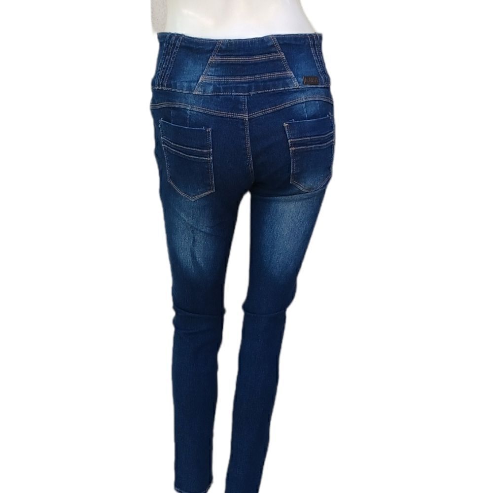 43177....Kaba Skinny Jeans Size 7