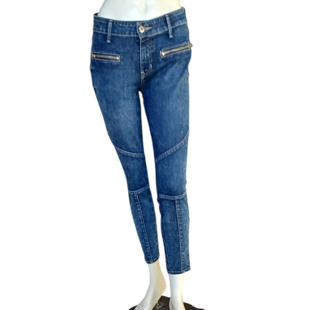 4183.....G by Guess Skinny Jeans Size 26, 25" Inseam 8" Rise