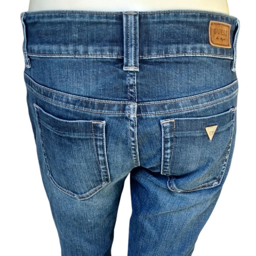 4189.....Guess Daredevil Bootcut Jeans Size 27, 24" Inseam 7" Rise