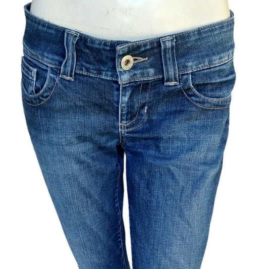 4189.....Guess Daredevil Bootcut Jeans Size 27, 24" Inseam 7" Rise