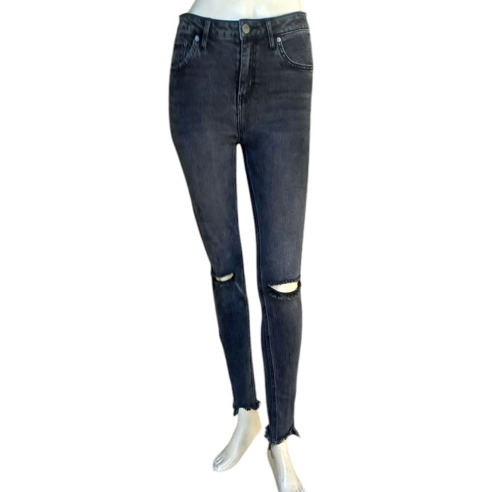 4186....Wild Fable Black Skinny Jeans Size 6L