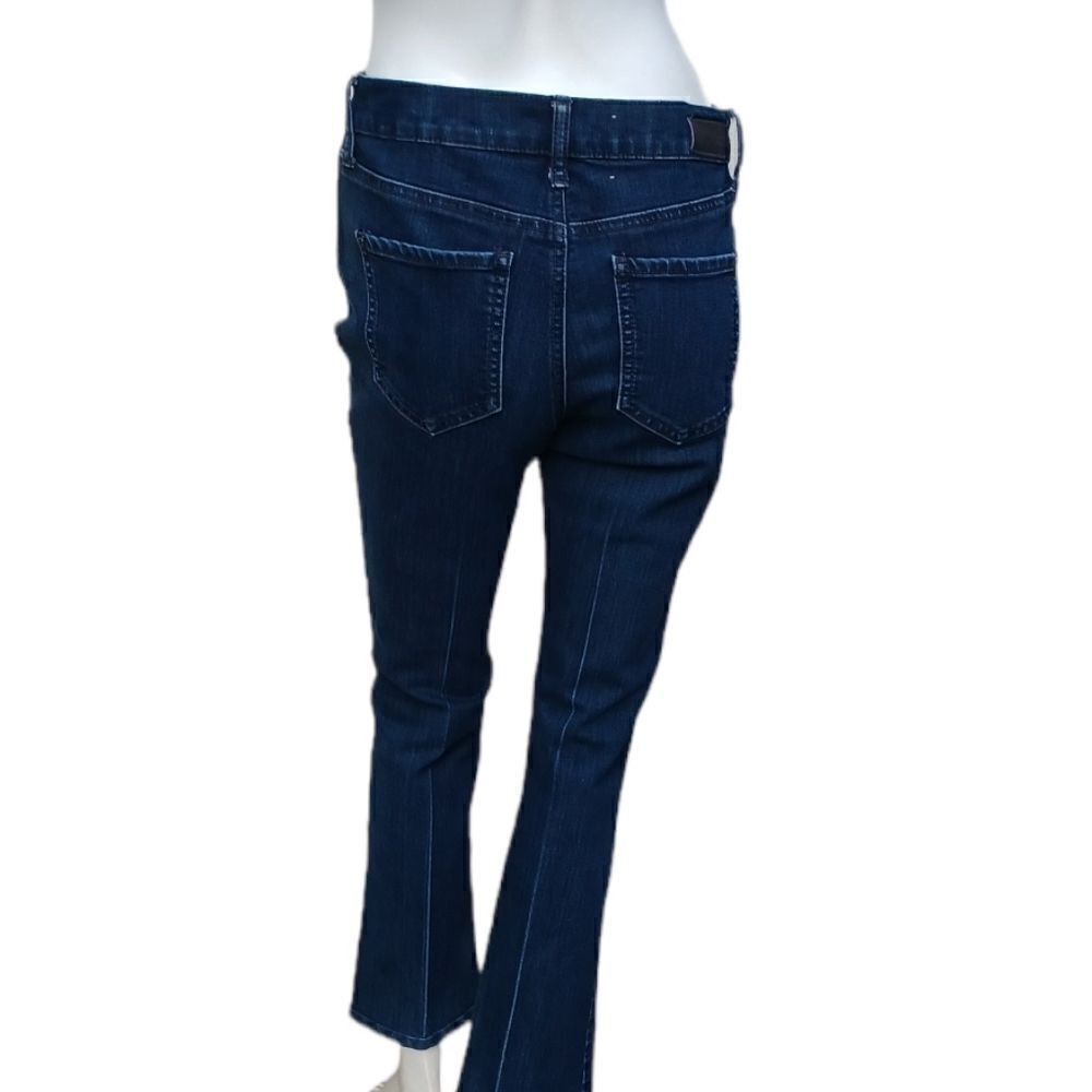 10469....DKNY Bootcut Jeans Size 2, W29" 28"Inseam  8"Rise