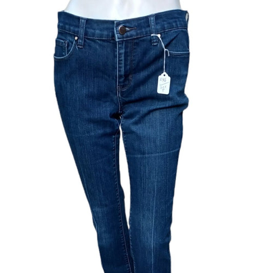 10469....DKNY Bootcut Jeans Size 2, W29" 28"Inseam  8"Rise