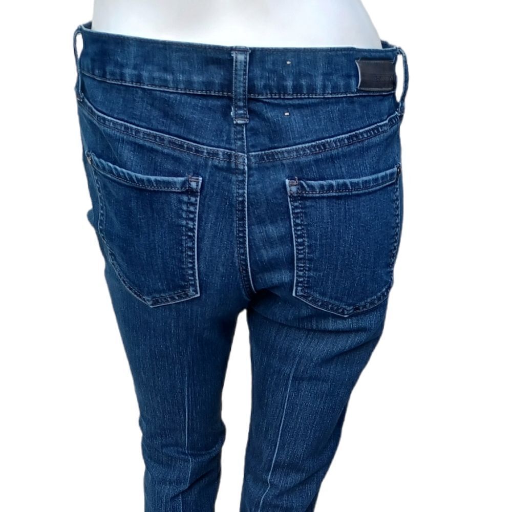 10469....DKNY Bootcut Jeans Size 2, W29" 28"Inseam  8"Rise