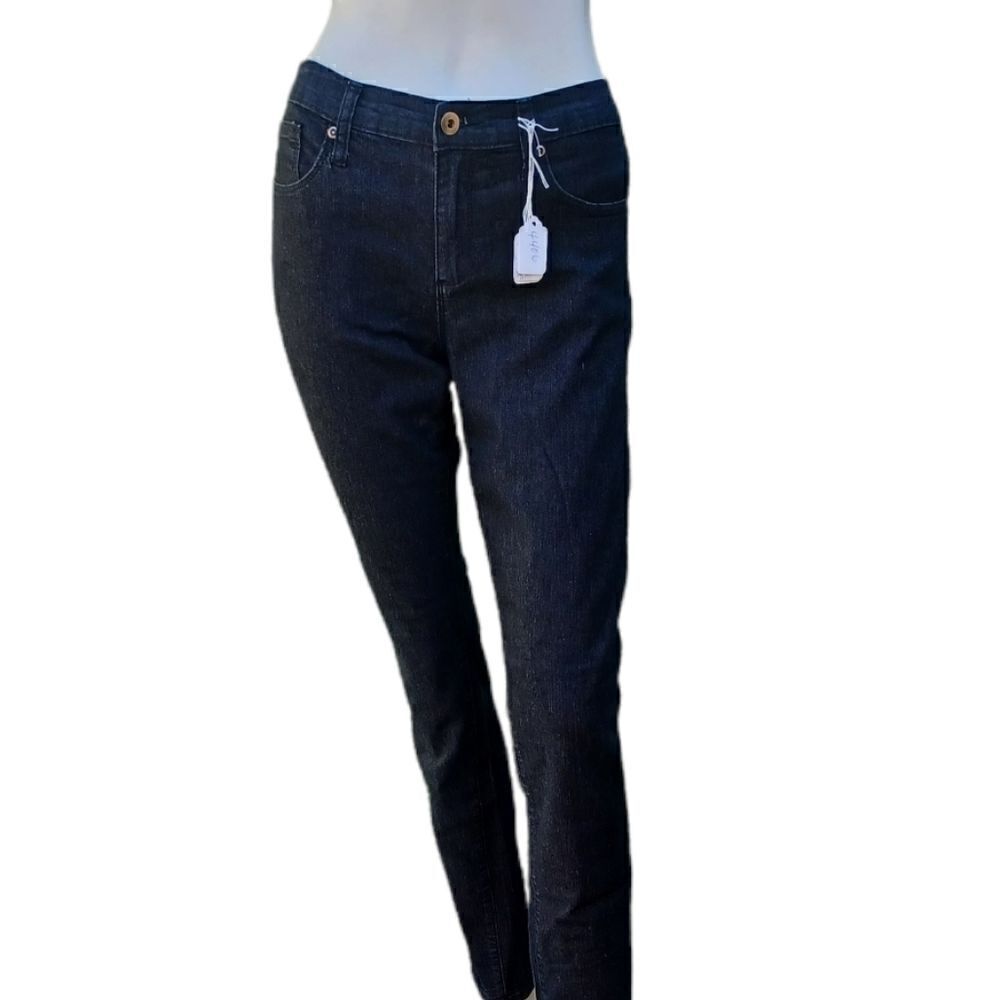 440619...Forever 21 Skinny Jeans Size 29
