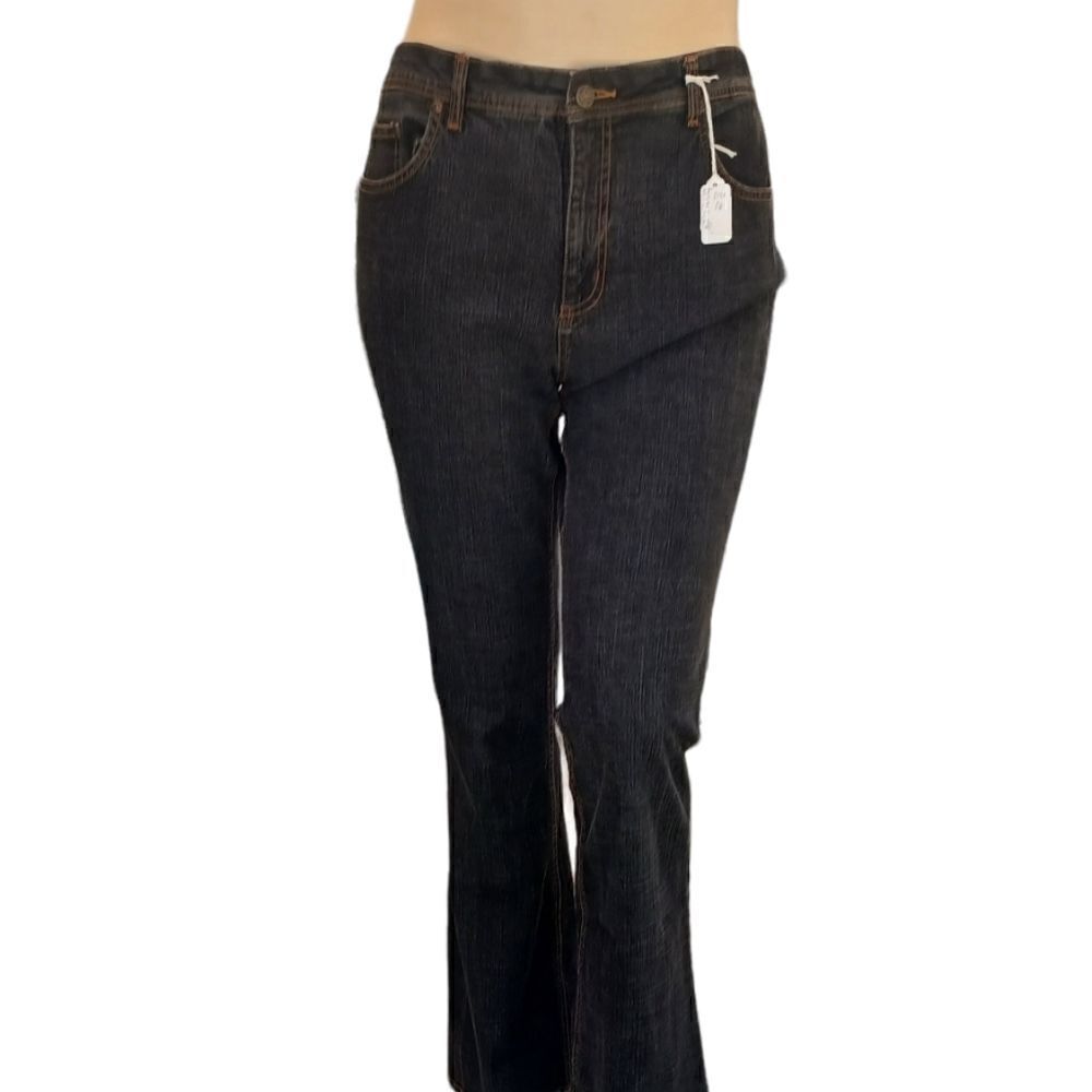 437021....Faded Glory Bootcut Jeans Size 16Avg, W34" 31"Inseam  10"Rise