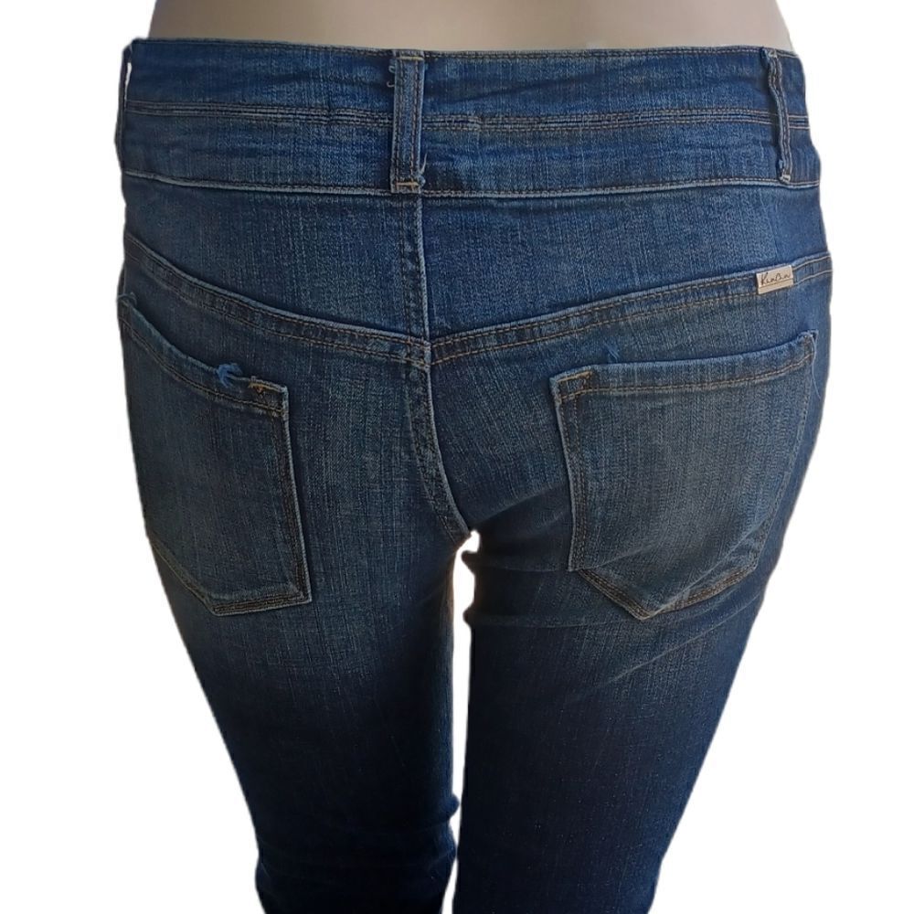 59015...Kancan Straight leg Jeans Size XL 32 , 29 1/2"Inseam 10"Rise