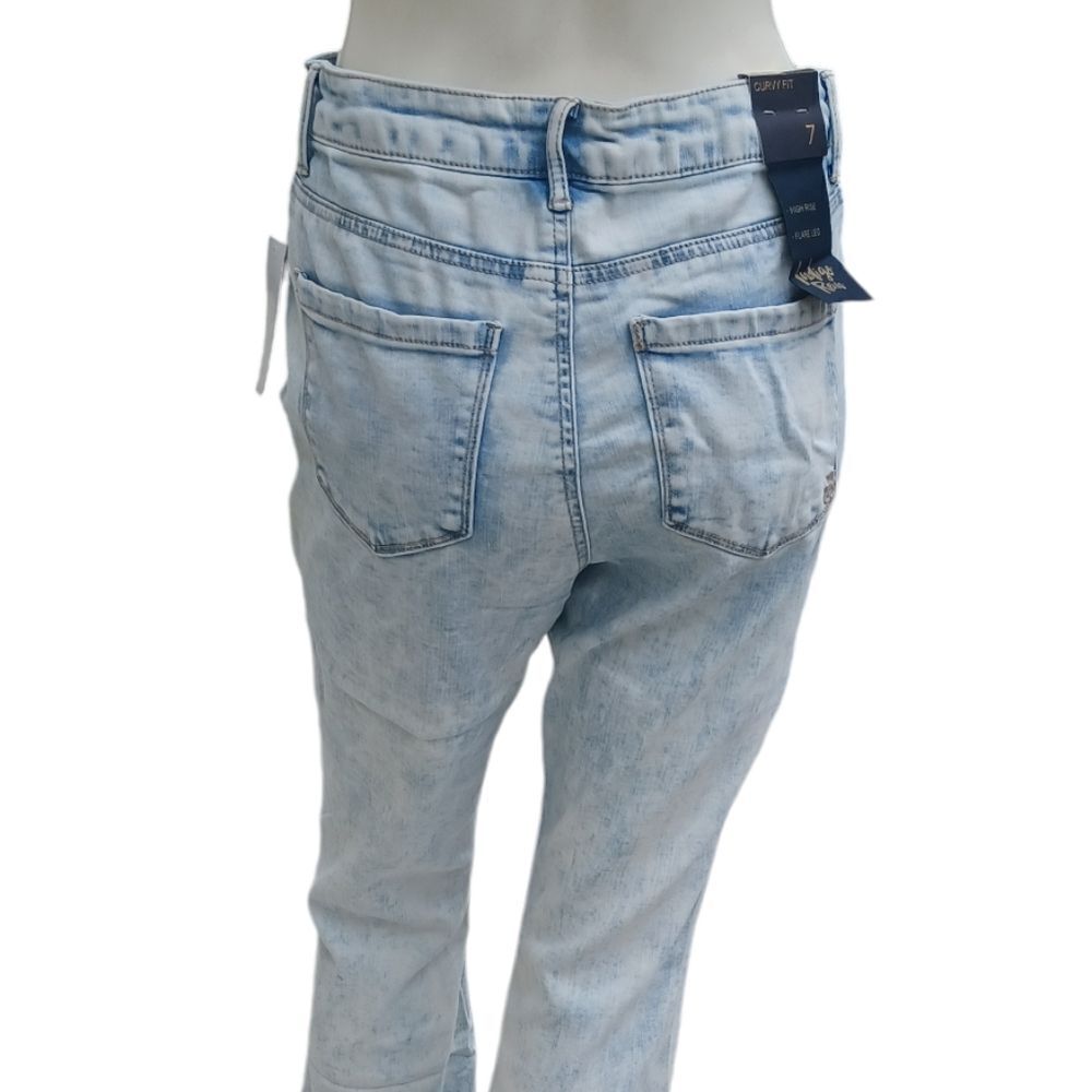 416336....Indigo Rein Curvy Flare Jeans Size 7
