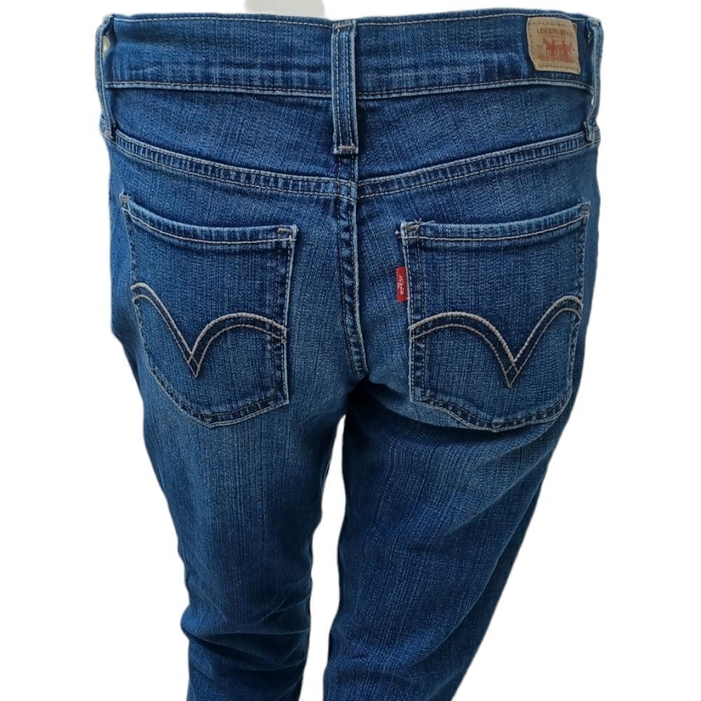700421.....Levi's Superlow Straight leg Jeans 7 S/C