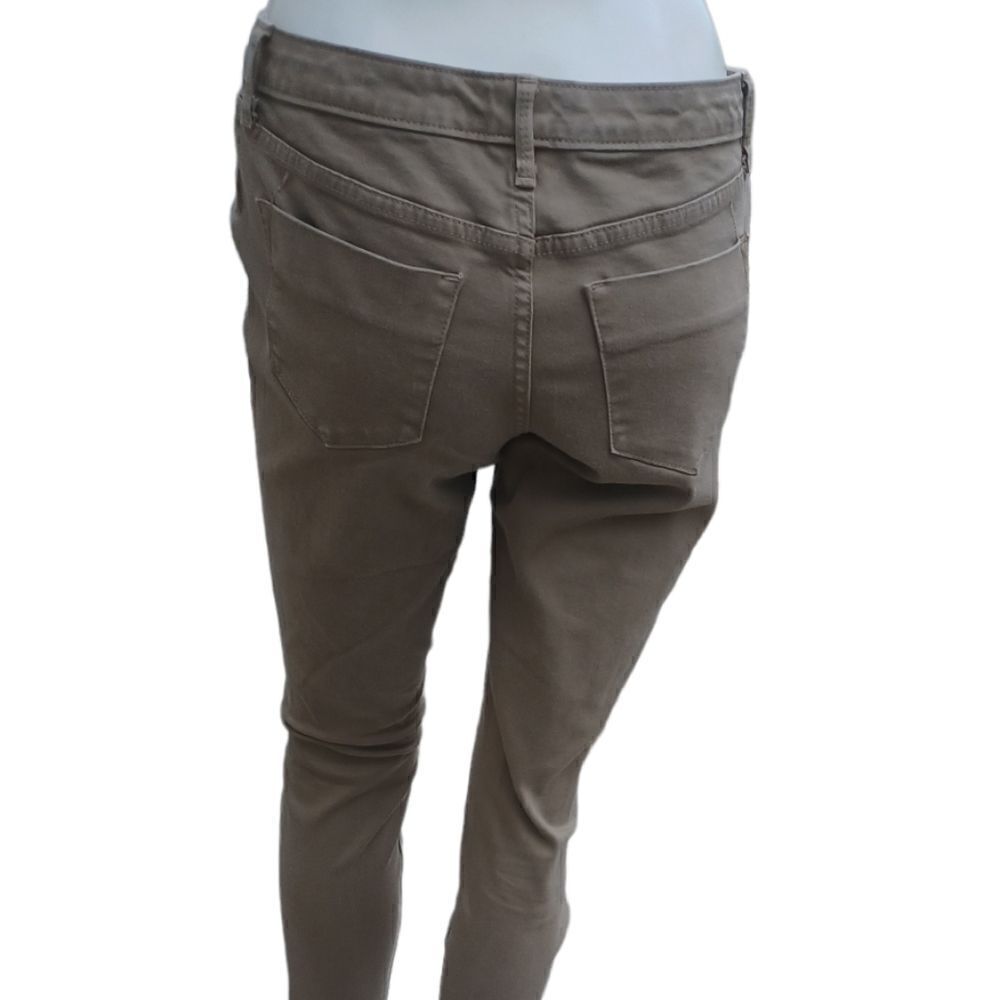 657432..Preowned Mossimo Jeggings Jeans Size 6/28R, 8"Rise