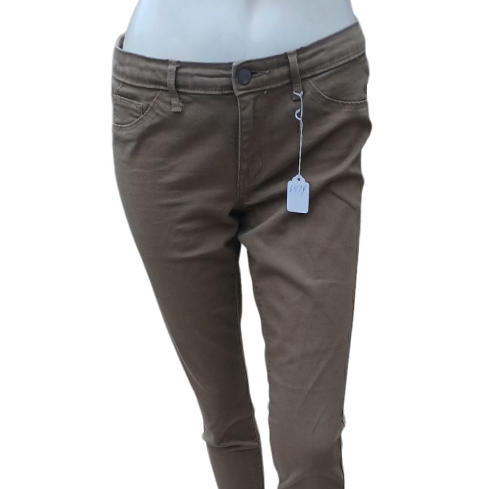 657432..Preowned Mossimo Jeggings Jeans Size 6/28R, 8"Rise