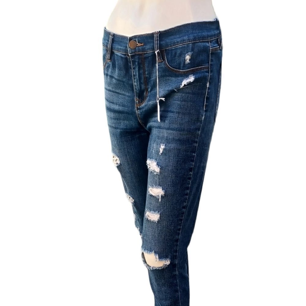 640239...Bullhead Jegging Jeans Size 28, 26" Inseam 9" Rise