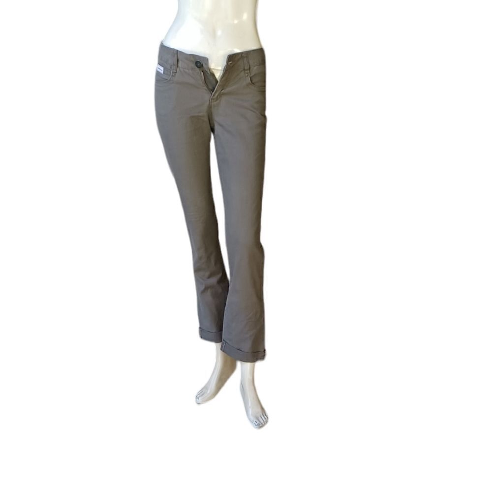 69684...Calvin Klein Straight Leg Jeans Size  W27 L32, 7" Rise