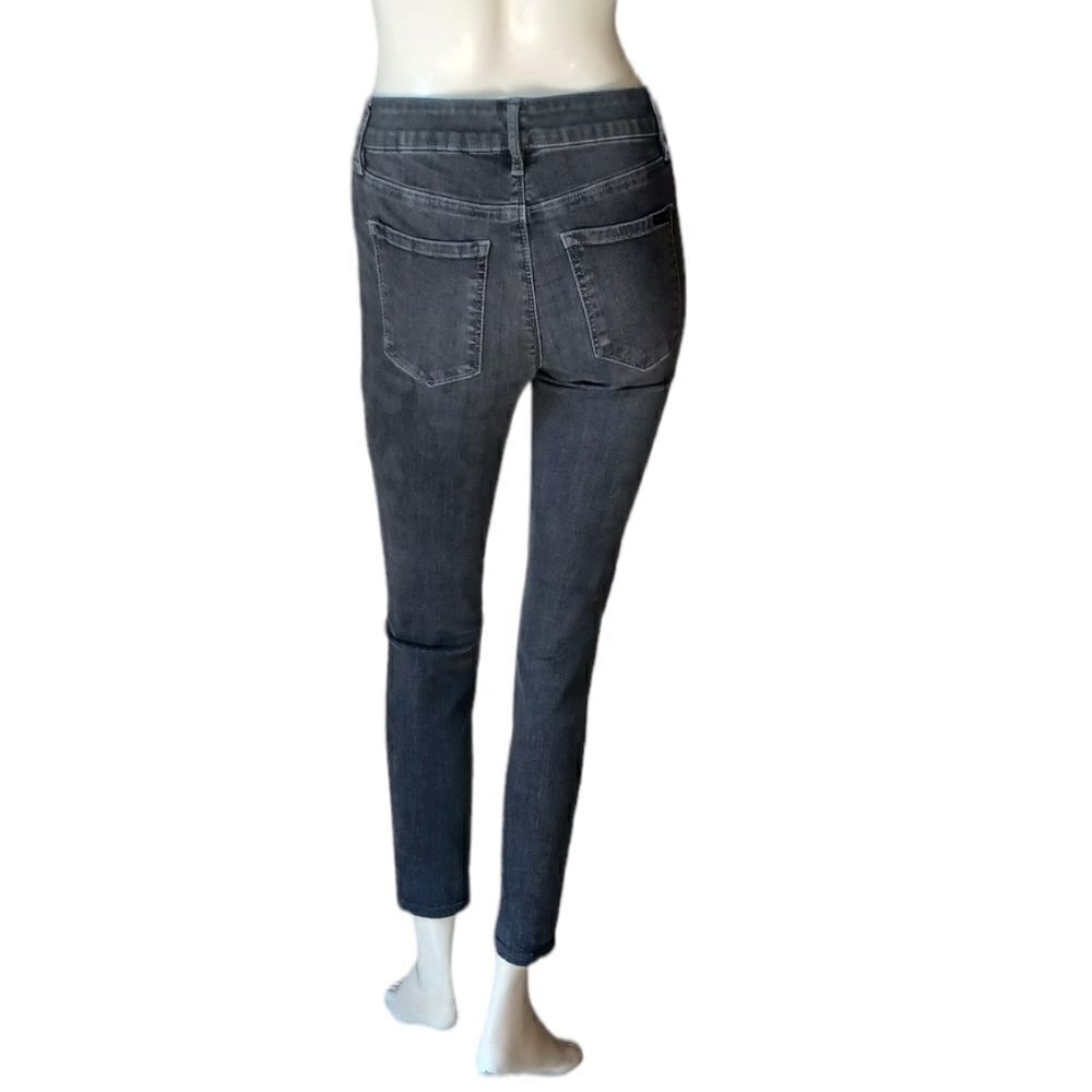 669944....The Jegging Skinny Jeans Size 0, 26" Inseam