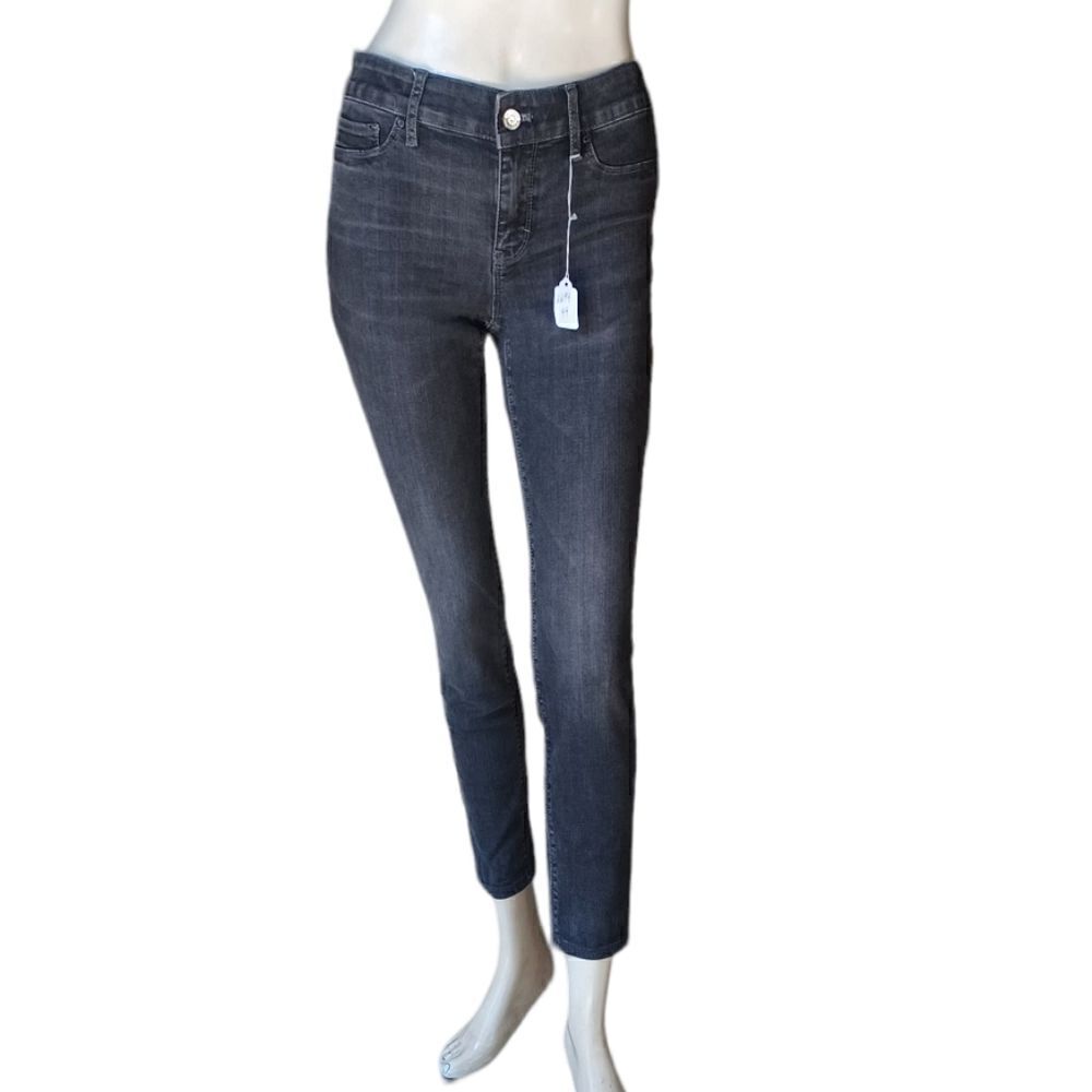 669944....The Jegging Skinny Jeans Size 0, 26" Inseam