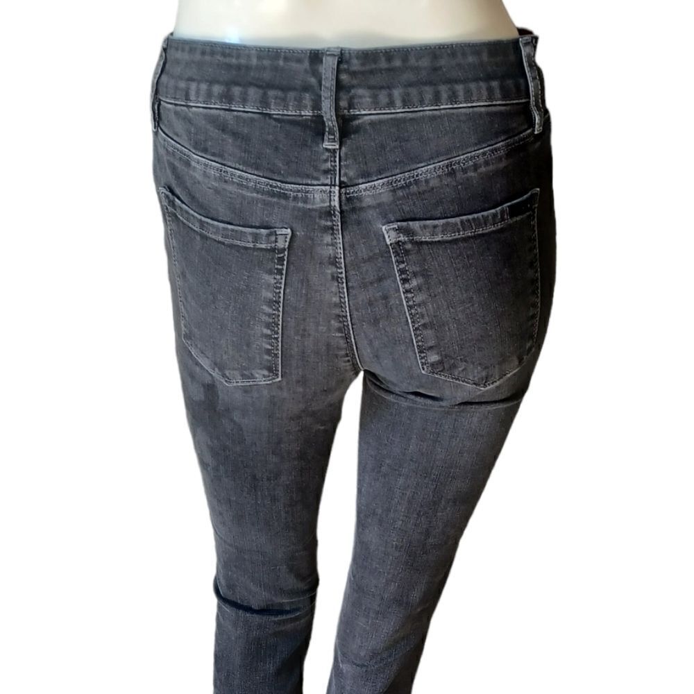 669944....The Jegging Skinny Jeans Size 0, 26" Inseam