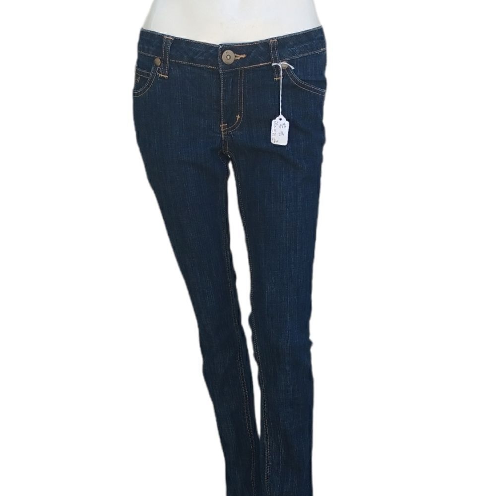 124319...Arizona Jeans Co. Jeans Size 5 Long, W28" 31"Inseam 7"Rise