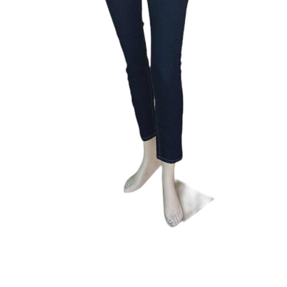 50876....Forever 21 Skinny Jeans Size 27