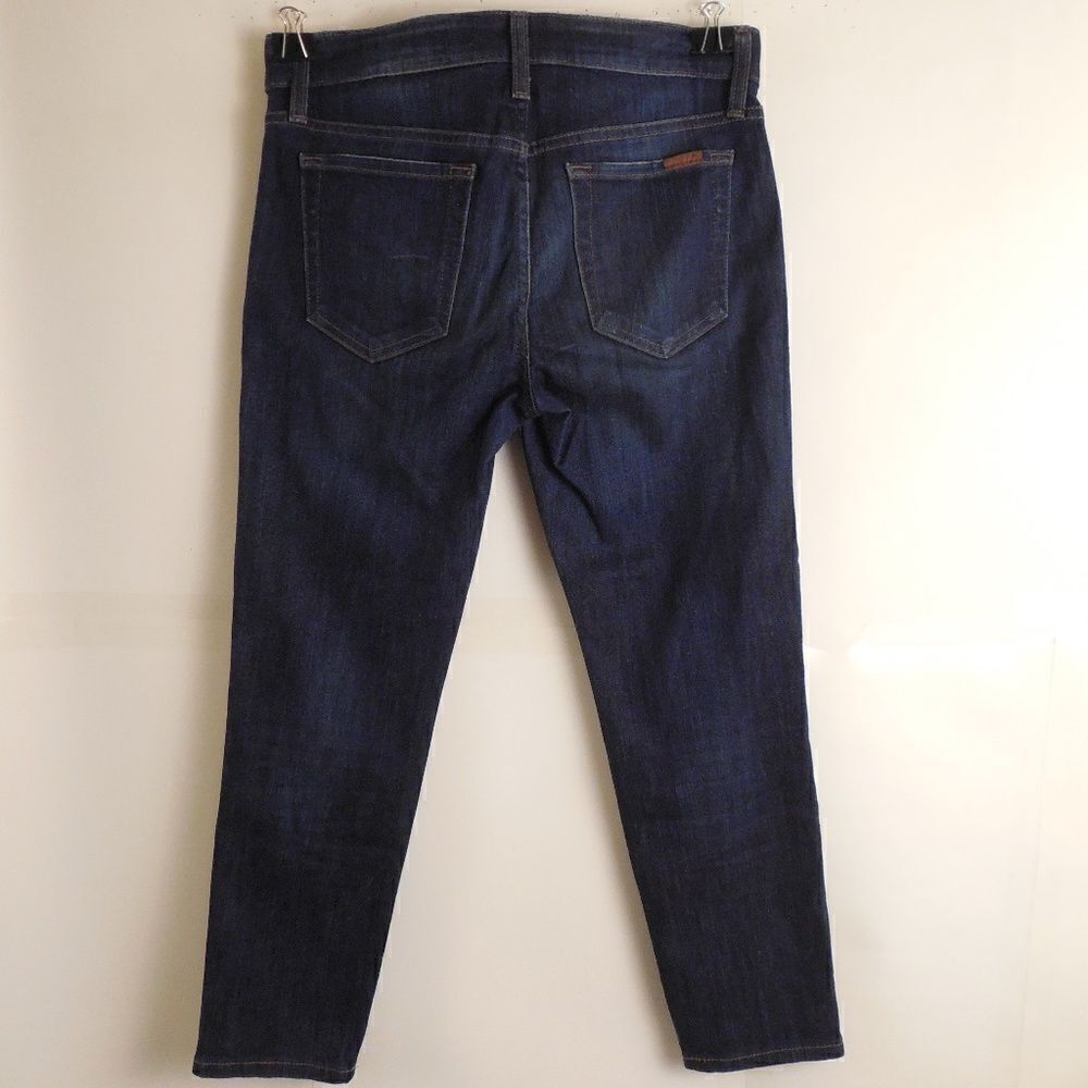 50926......Joe's Skinny Jeans Size W28 24"Inseam  8 1/2"Rise